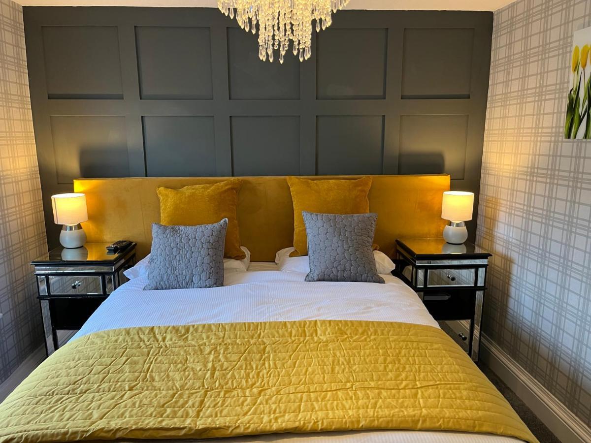 Crown And Cushion Appleby Hotel Buitenkant foto