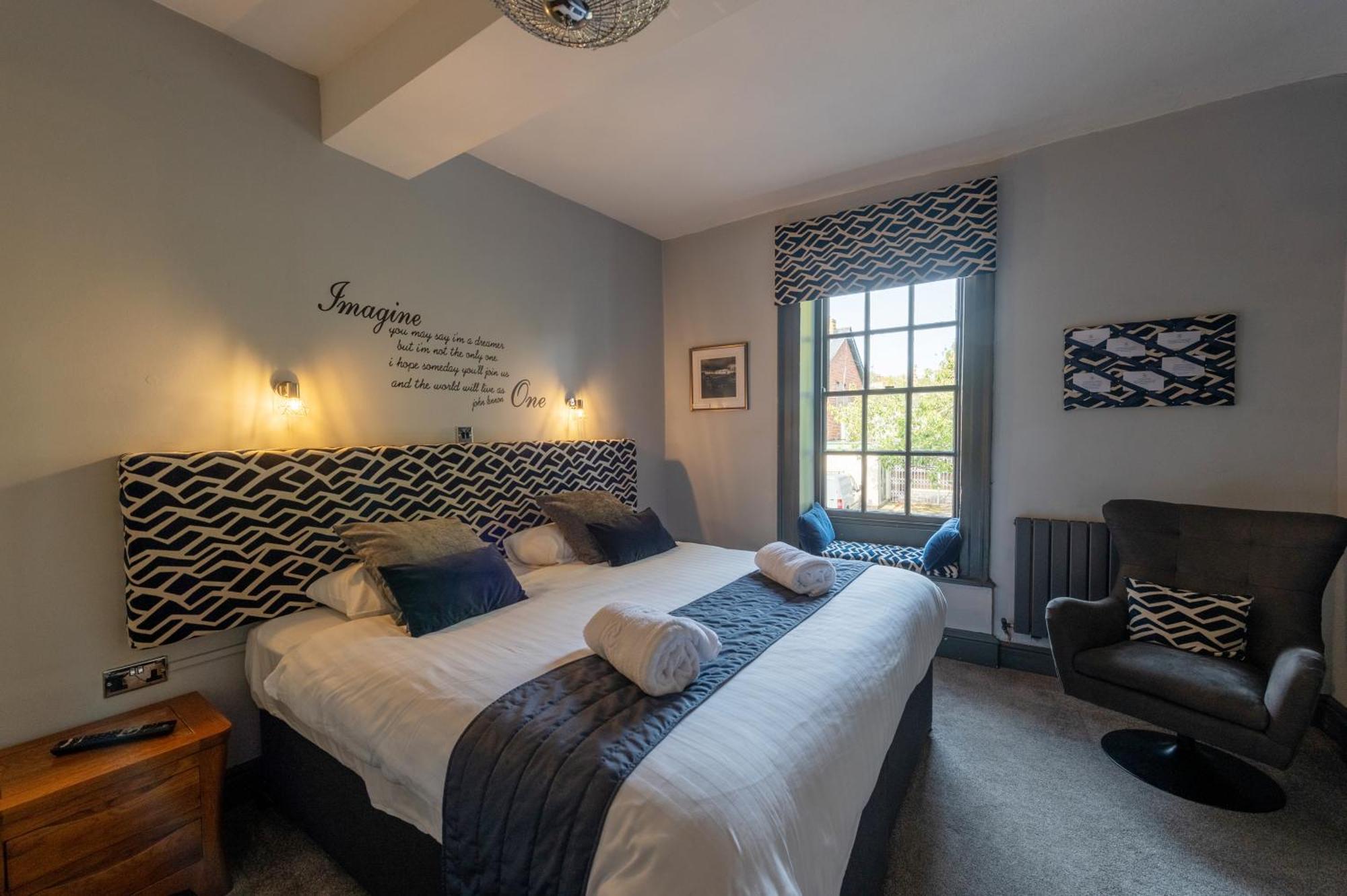 Crown And Cushion Appleby Hotel Buitenkant foto