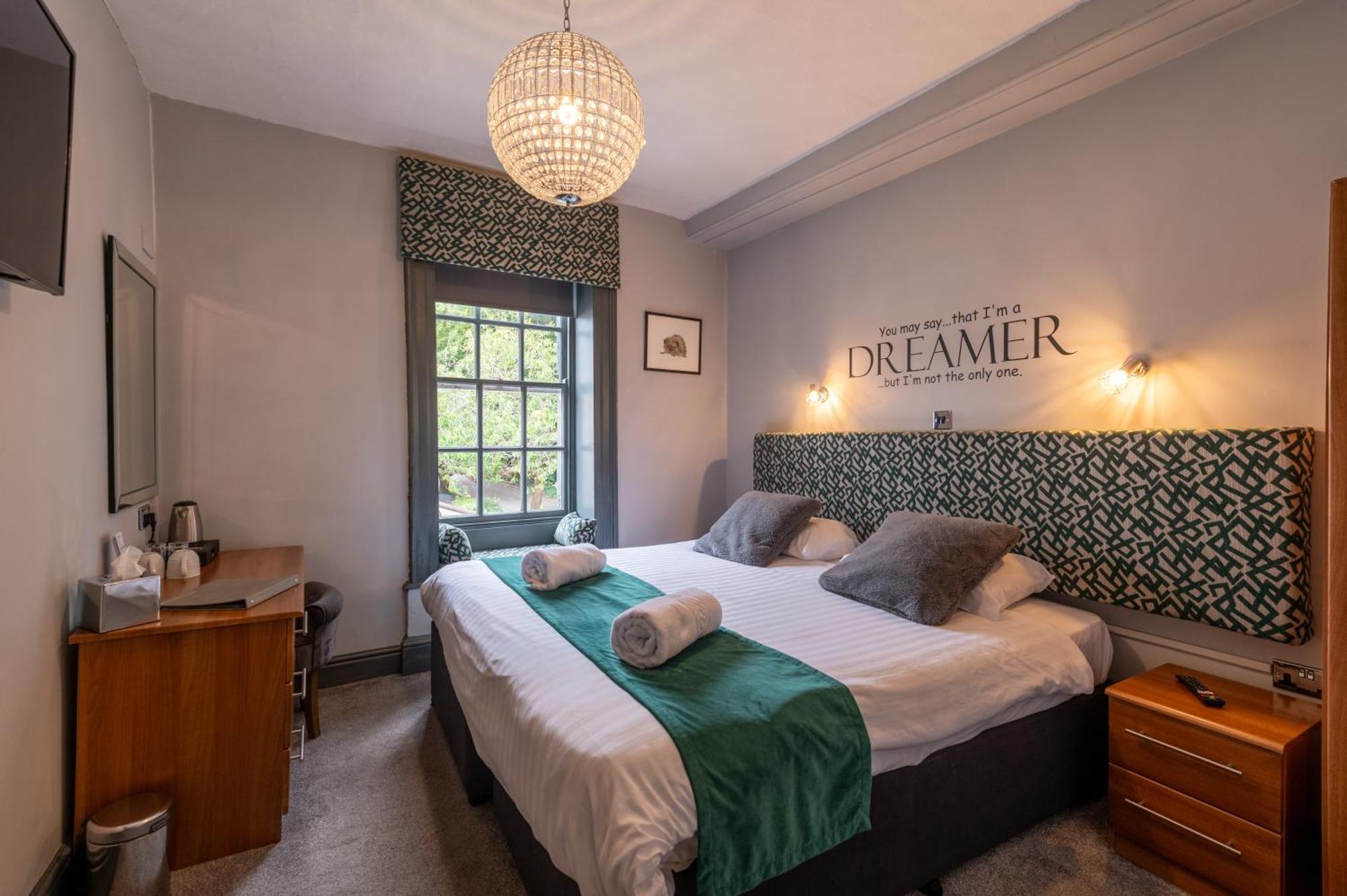 Crown And Cushion Appleby Hotel Buitenkant foto