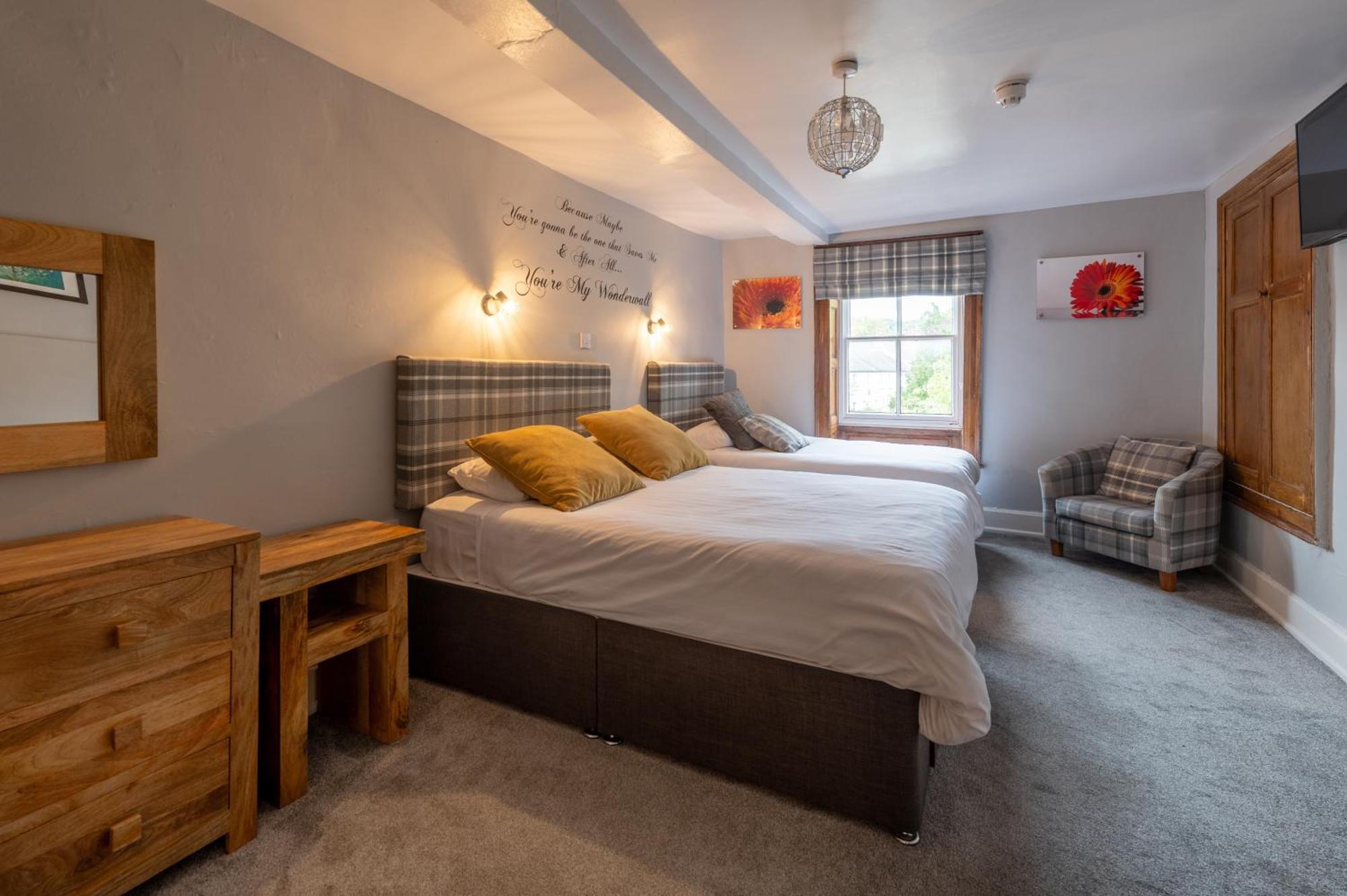 Crown And Cushion Appleby Hotel Buitenkant foto