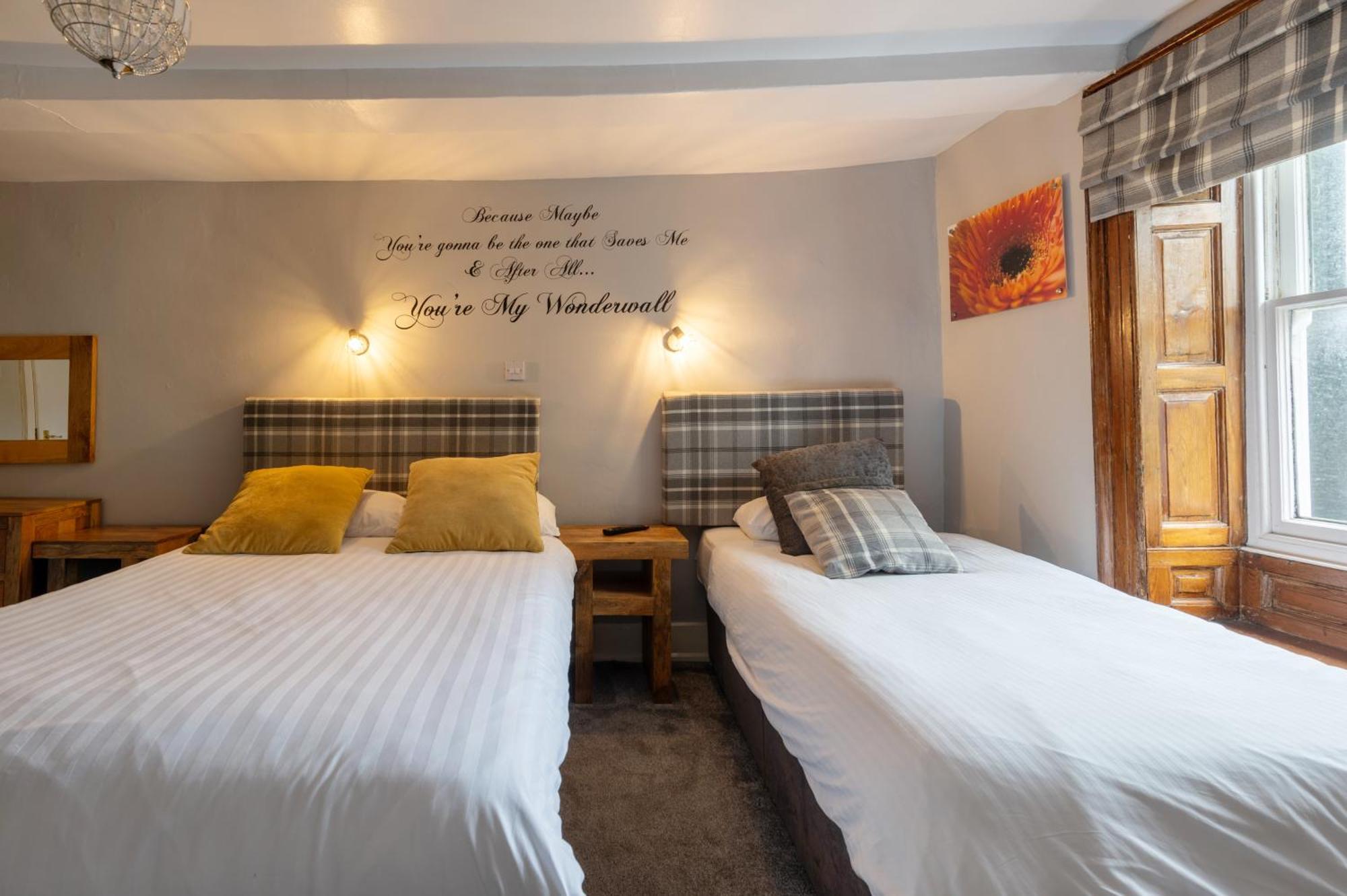 Crown And Cushion Appleby Hotel Buitenkant foto