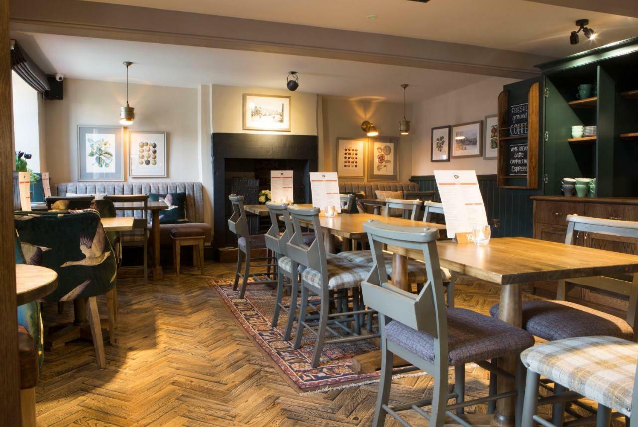 Crown And Cushion Appleby Hotel Buitenkant foto